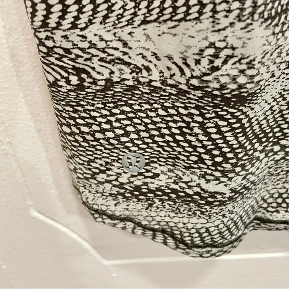 Lululemon For The Run Shirt - Picture 9 of 13